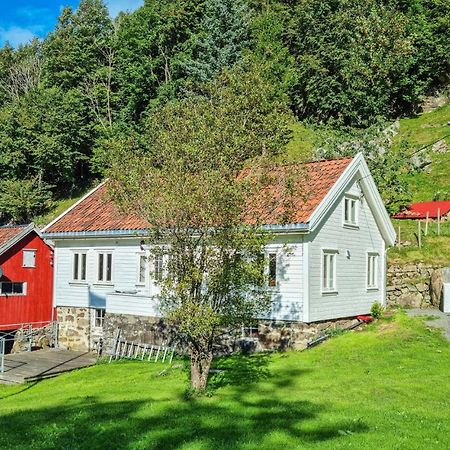 Amazing Home In Hidrasund With Wifi Eide  Экстерьер фото
