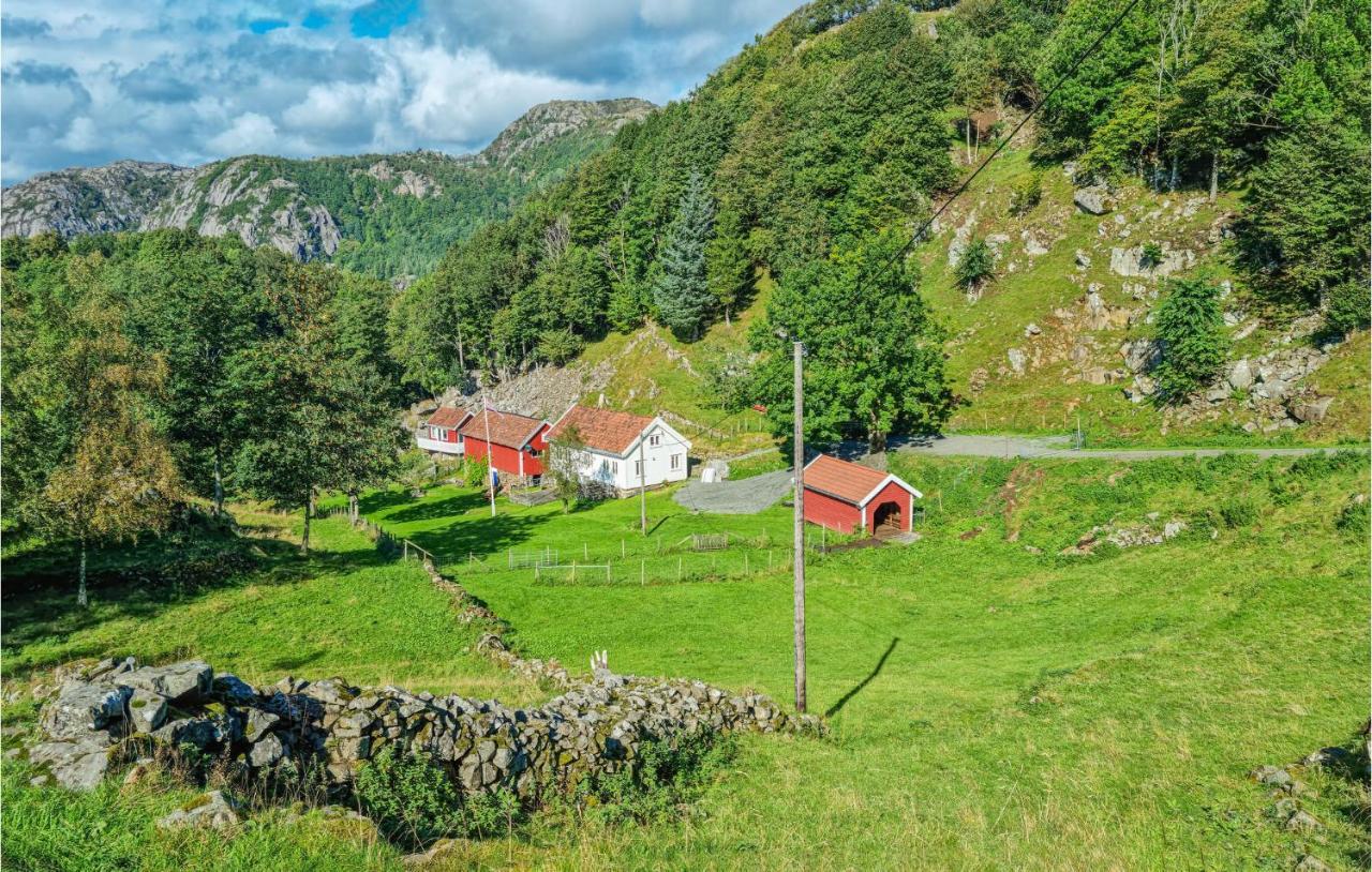 Amazing Home In Hidrasund With Wifi Eide  Экстерьер фото